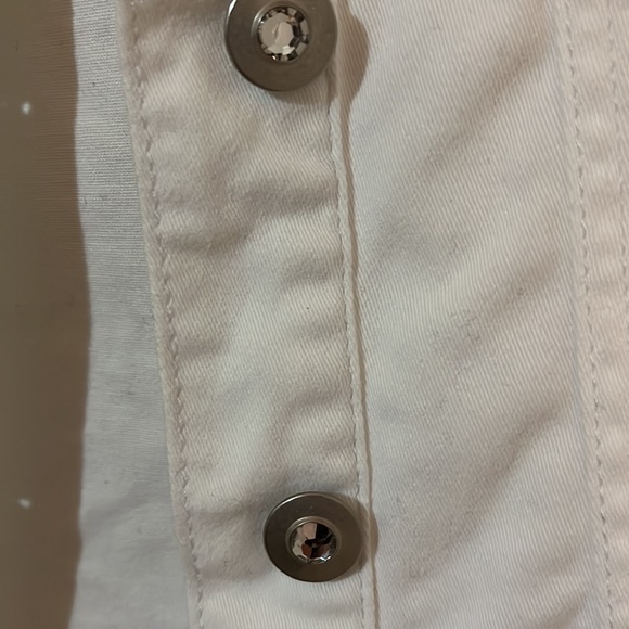 Vest - Picture 2 of 3